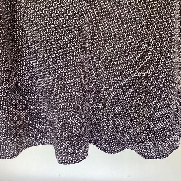 Lands End size 18 flared silk skirt. 0522 - Picture 3 of 6